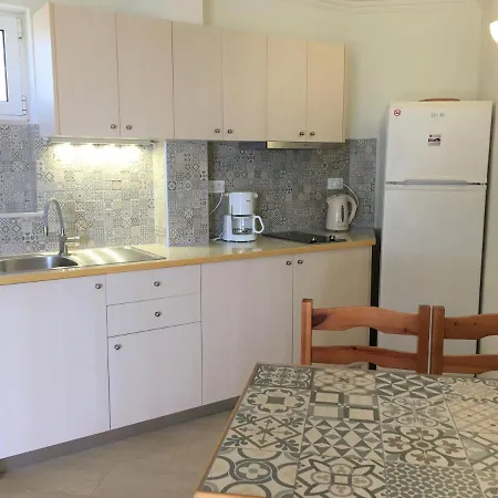 Galini And Apartman *